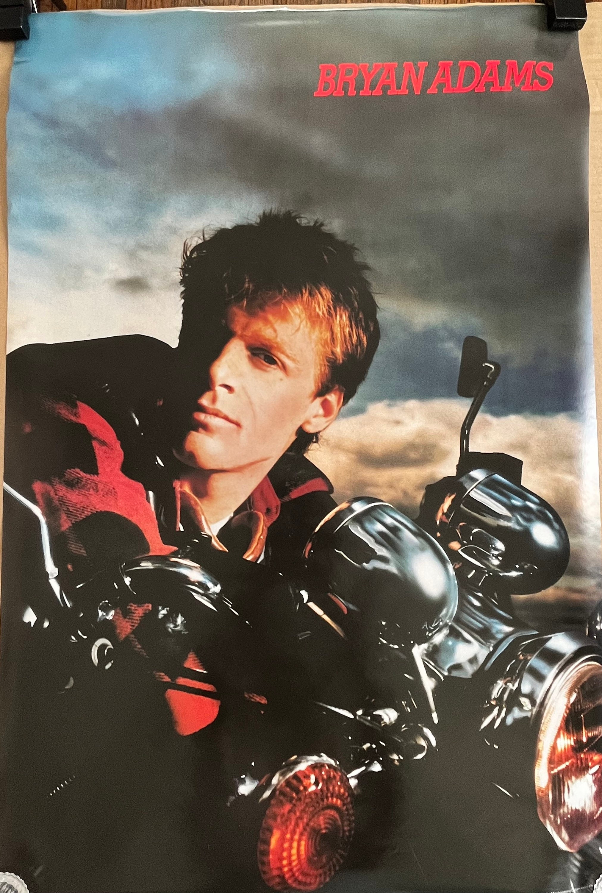 希少☆BRYAN ADAMS ピンバッジ 1985 【公式通販】