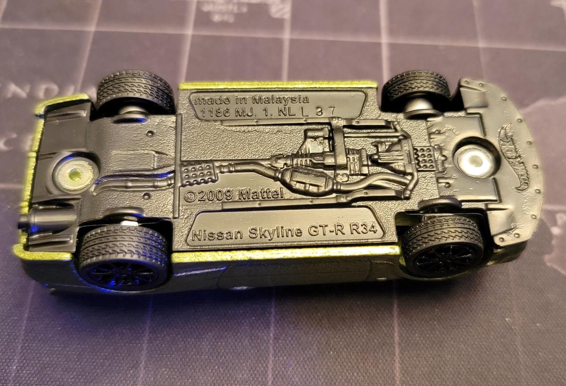 Mad Wheels ニッサン スカイラインGT-R（BNR34） Mad Wheels ニッサン