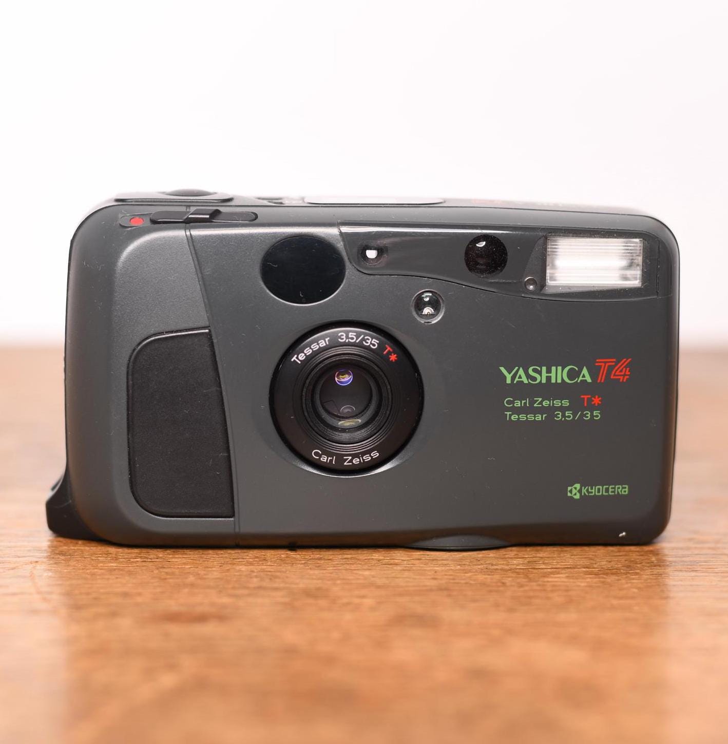 京セラ kyocera slim T フィルムカメラ Kyocera Slim T コンパクト