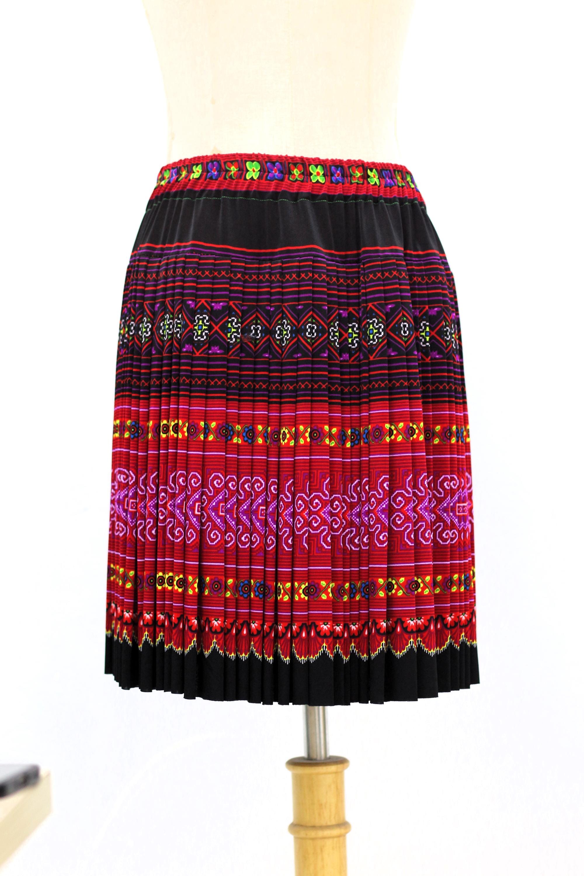 東南アジアの布】タイ 山岳民族の衣装 スカート 古布 アンティーク