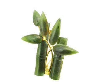 ヴィンテージ希少ネフライト 緑色の葉と実のブローチ 18k ヴィンテージ