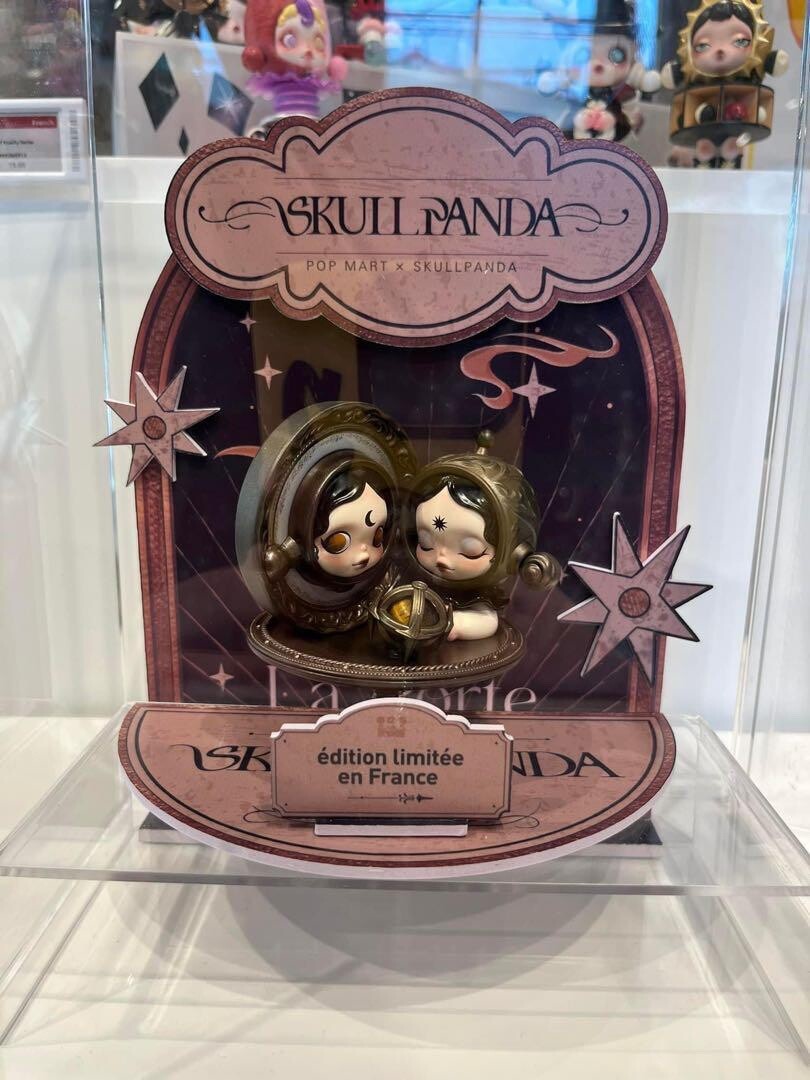 劇レアPopmart Skullpanda La Porte フランスパリ限定 激レアPopmart