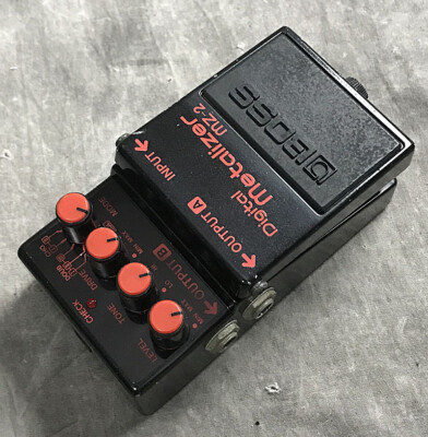 ギター BOSS MZ-2 & YAMAHA dm-100 BOSS MZ-2 & YAMAHA dm-100