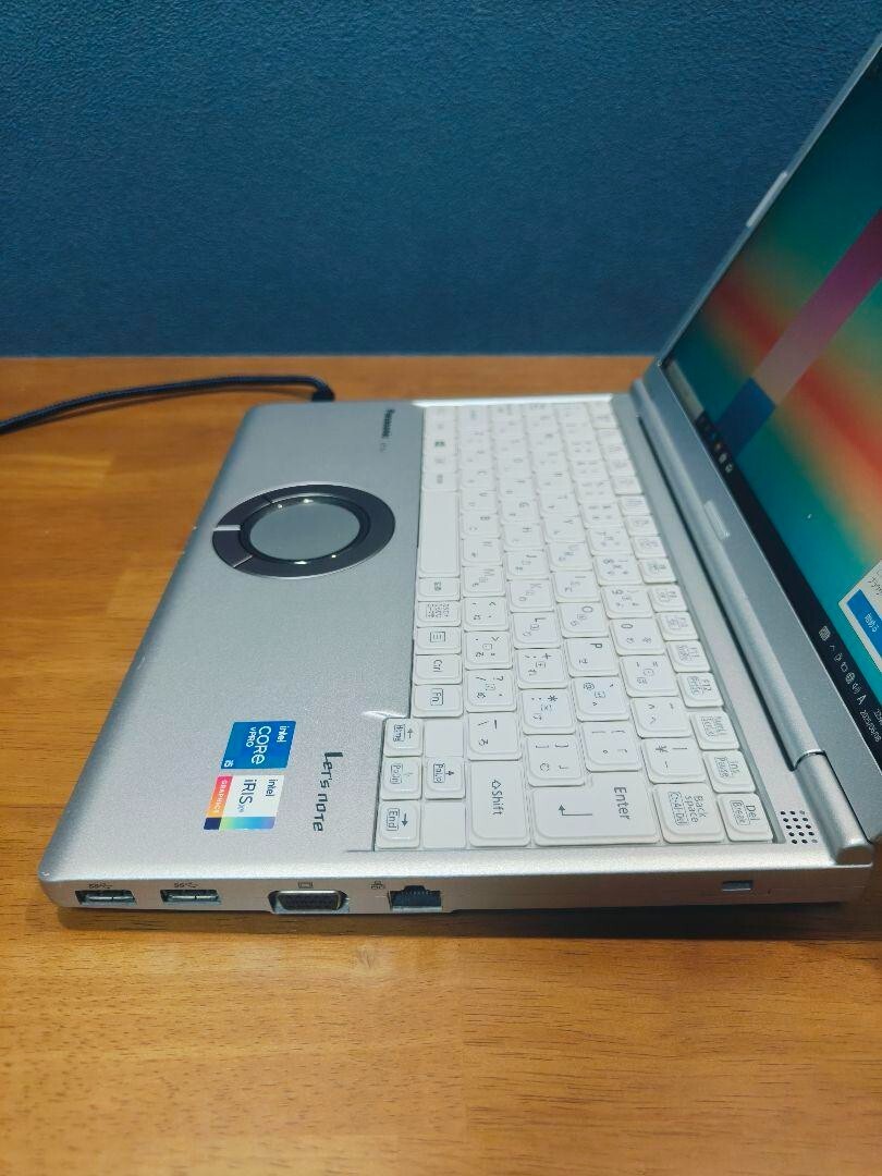 Panasonic Let's note CF-SV1 Intel Core i5 Netbooks 12.1 in 256GB