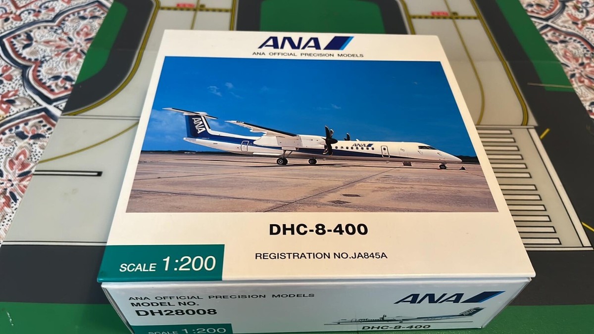 全日空商事 ANA DHC-8-Q400 1/200 全日空商事 ANA DHC-8-Q400 1/200