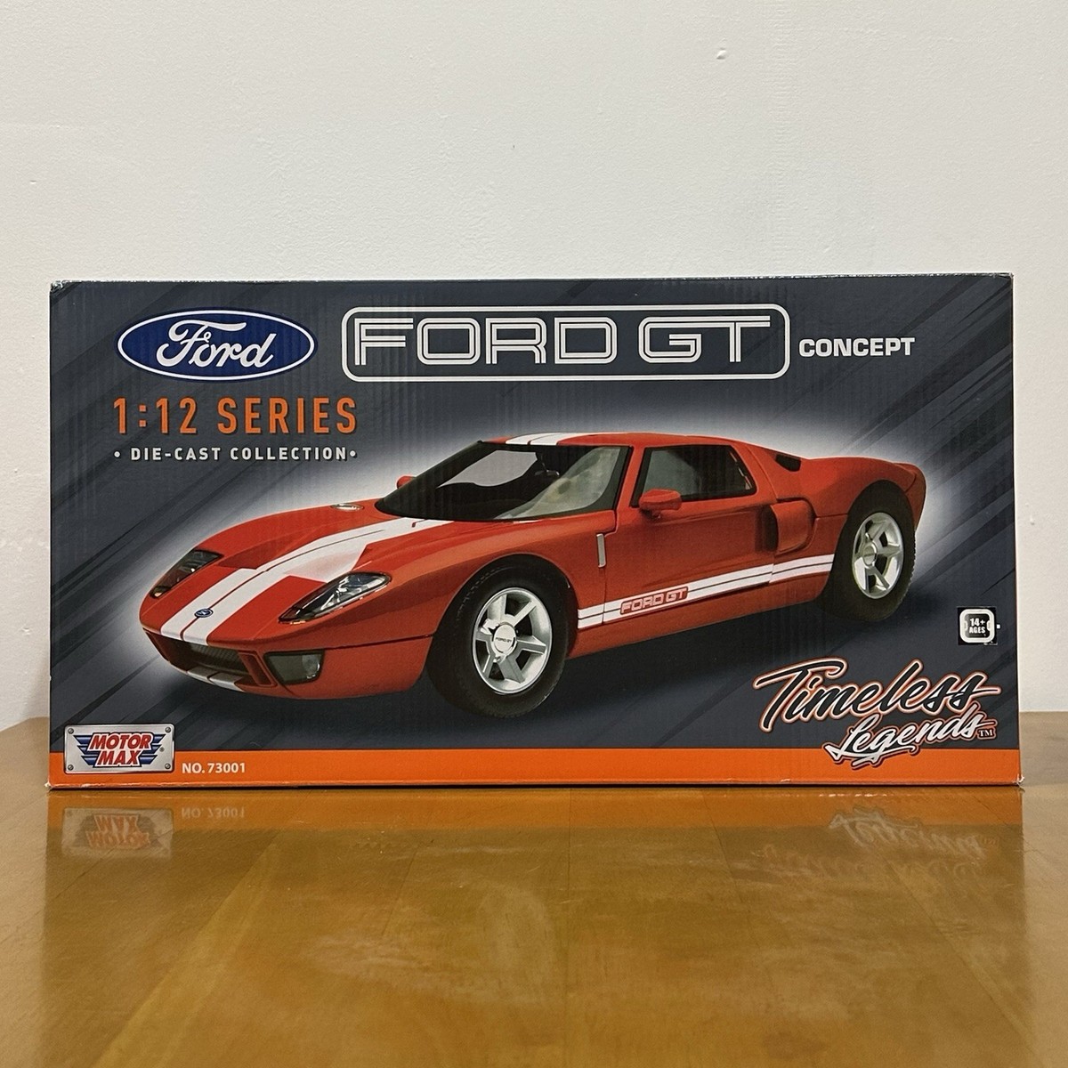Motormax 1/12 Scale Diecast Ford GT Concept Red w/ White Stripes