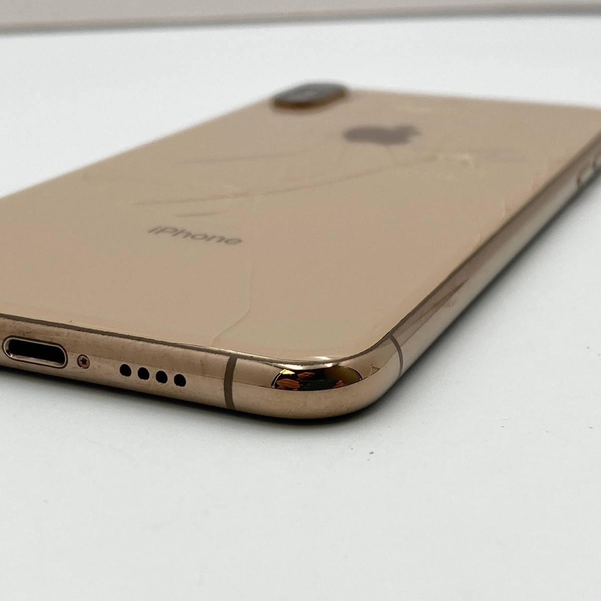 iPhone XS MAX 256GB gold 背面割れ Apple iPhone Xs ゴールド 256GB