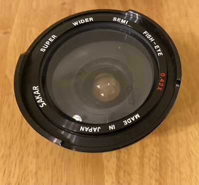Sakar Super Wider Semi Fish-Eye 0.42x Macro Lens S7 / 52mm w/ case