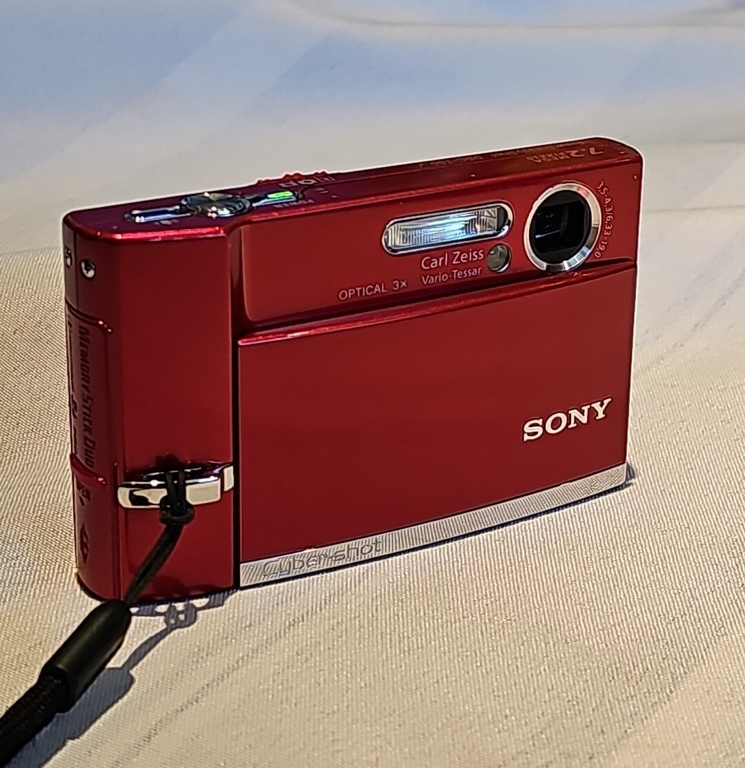 Sony CyberShot DSC-T50-RED-7.2 MP-Digital Camera-memory Card