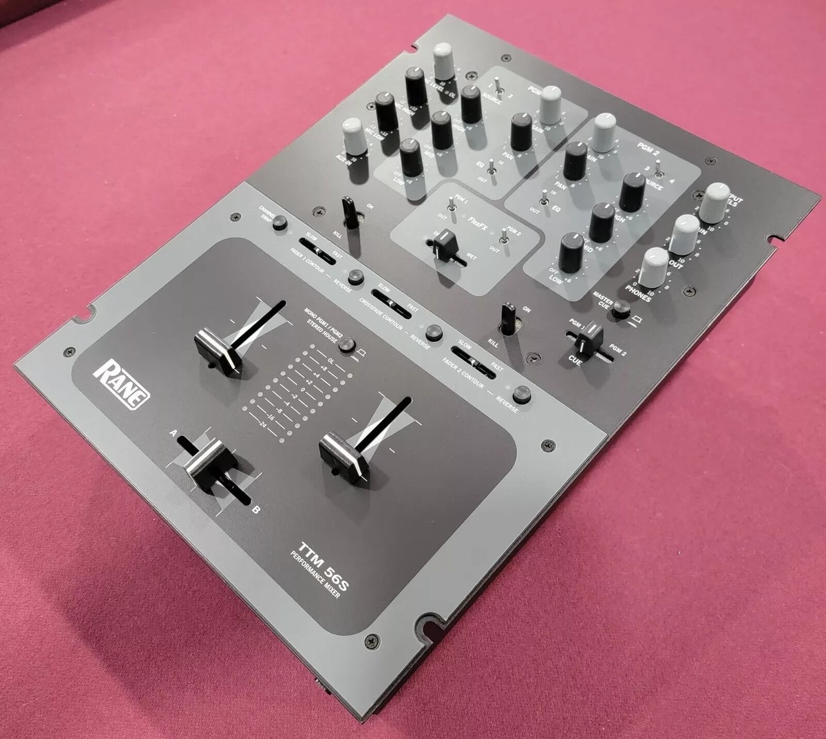 MINT!美品！RANE TTM56 djミキサー 完動品！ メンテナンス済み！ 最終