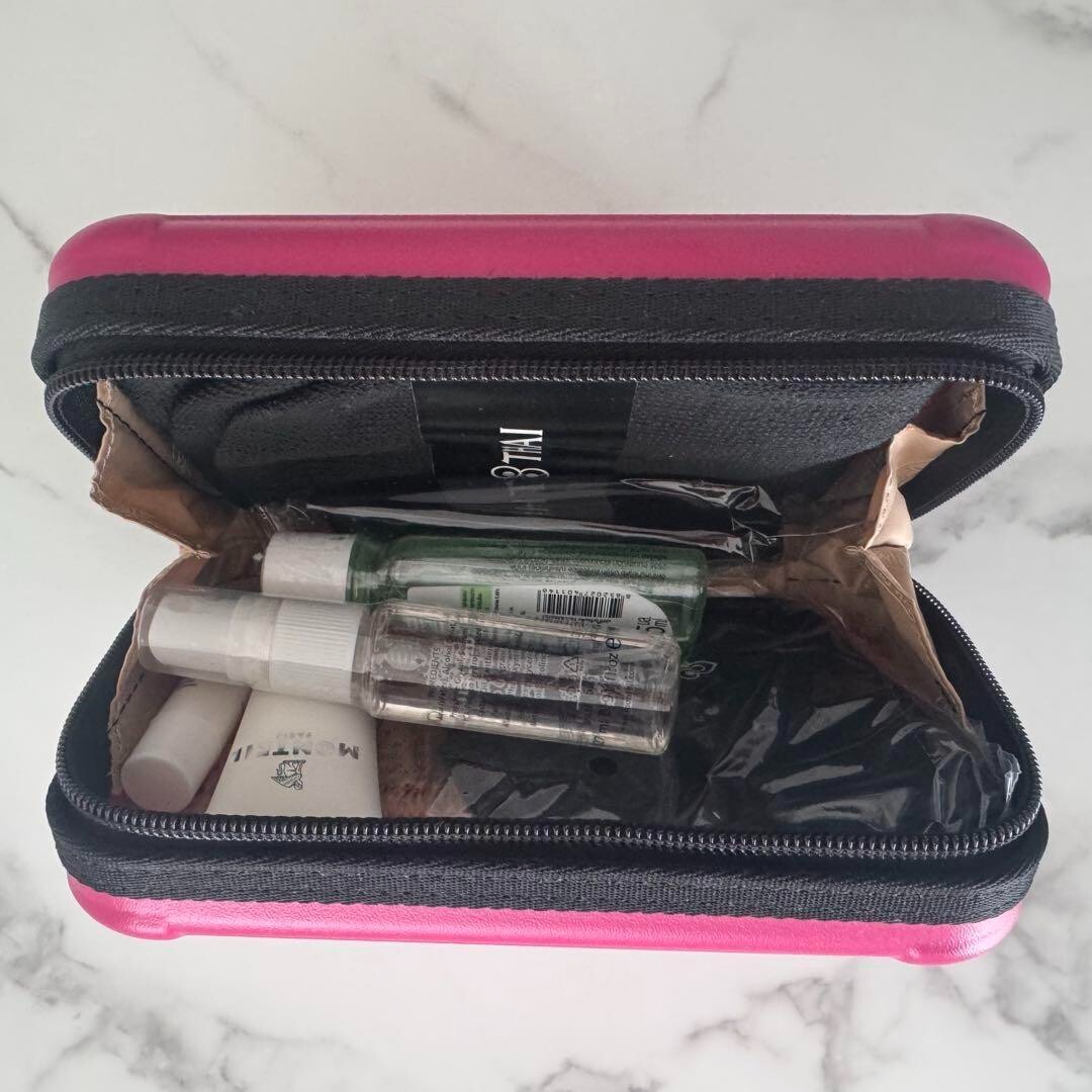 タイ航空 ファーストクラス リモワ アメニティ 2個セット リモワ