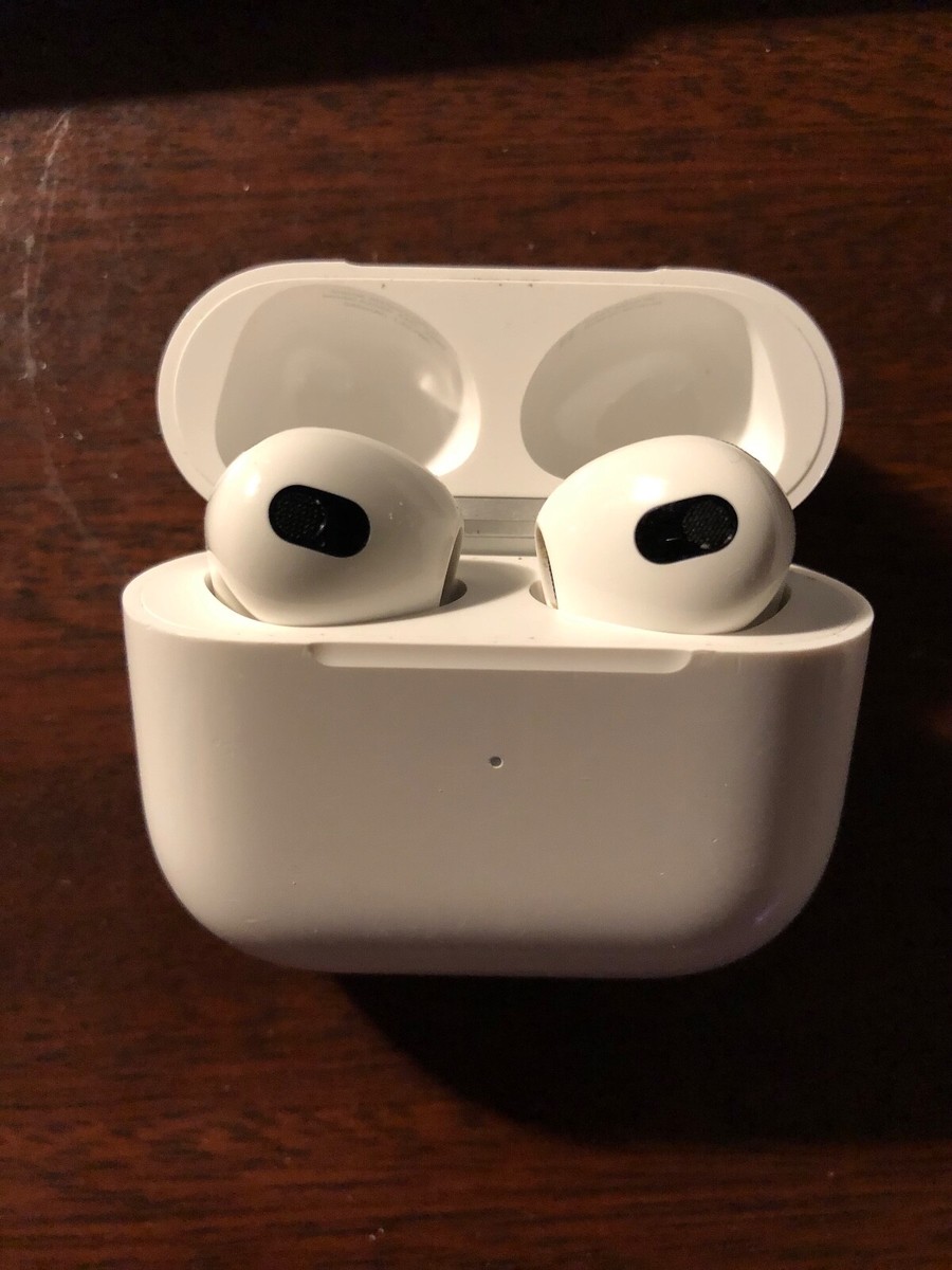 Apple AirPods 3rd Generation With MagSafe Wireless Charging Case