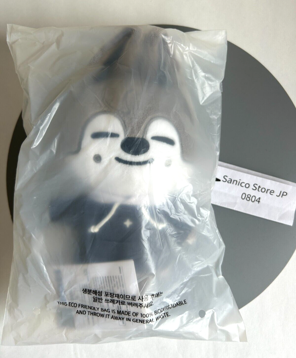 SKZOO (Wolf Chan・Bang Chan) ぬいぐるみ Stray kids Skzoo official