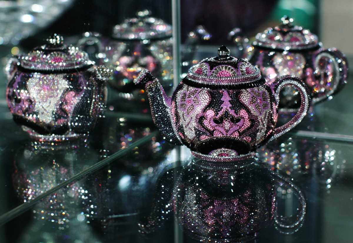 Special Judith Leiber Earl Grey Teapot multi Tea Bag Clutch