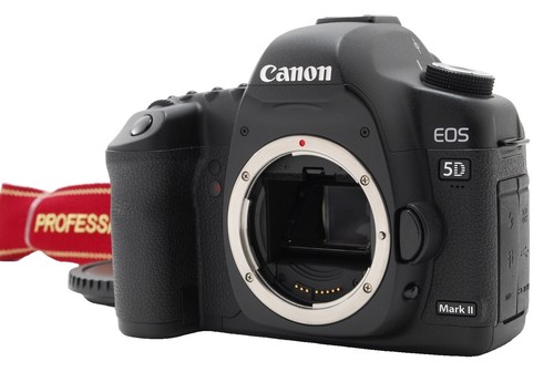 Canon EOS 5D Mark III 22.3MP Digital SLR Camera w/Canon EF 75