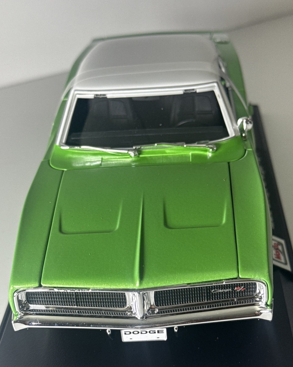 1969 DODGE CHARGER R/T MATT GREEN WHITETOP NEW IN BOX 1:18. | eBay