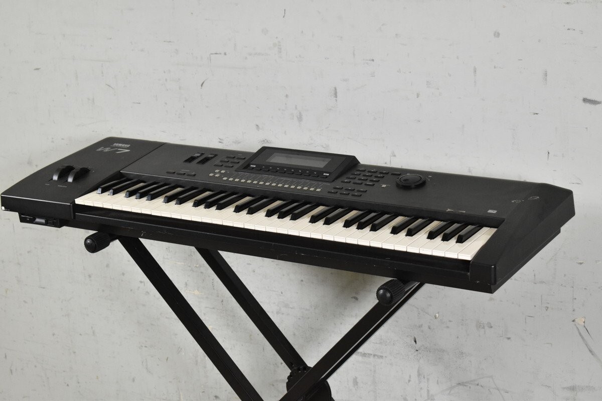 YAMAHA W7 シンセサイザー 61鍵盤 YAMAHA W7 シンセサイザー 61鍵盤