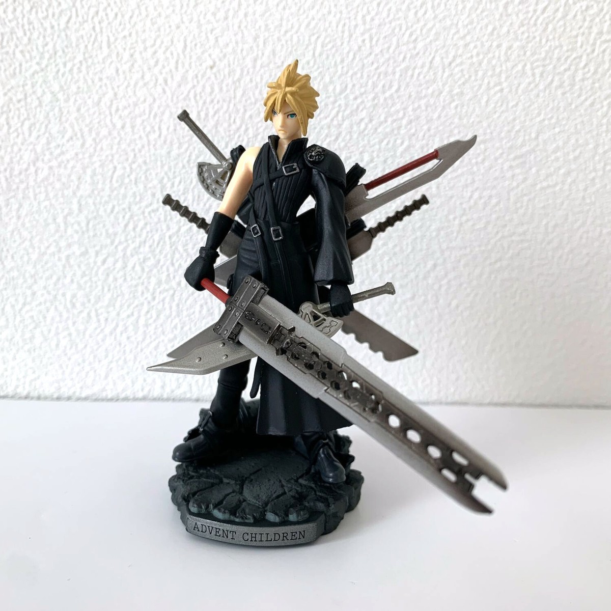 Final Fantasy VII Advent Children CLOUD STRIFE Trading Arts Mini