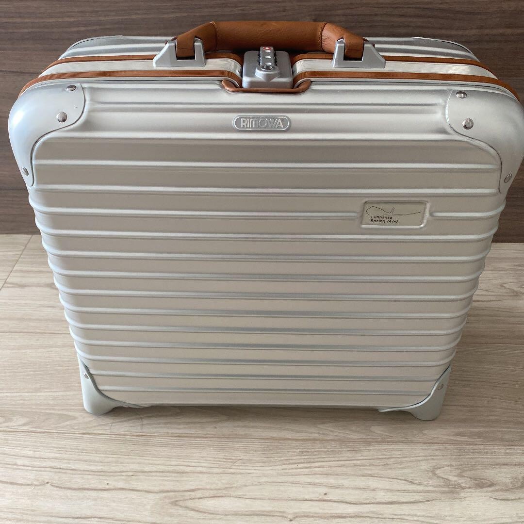 Rimowa Lufthansa Boeing 747 Suitcase Silver Integral 28L | eBay