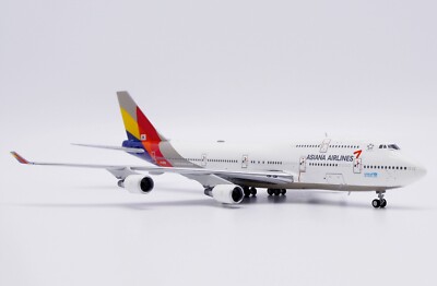 BOEING 747-400 ASIANA AIRLINES REG: HL7428 - JC WINGS XX40221 1