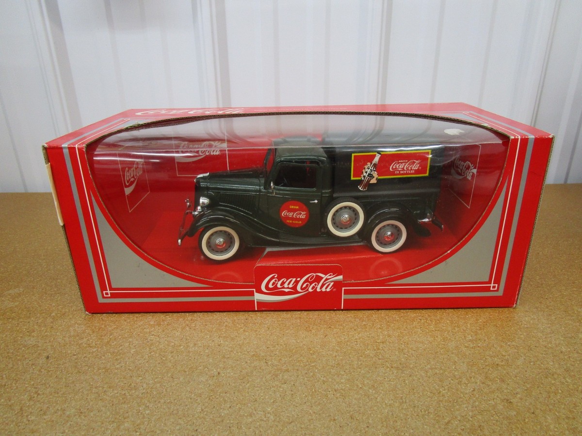 Coca-Cola Ford V8 全長約23㎝ SOLIDO社 フランス製 【公式通販】