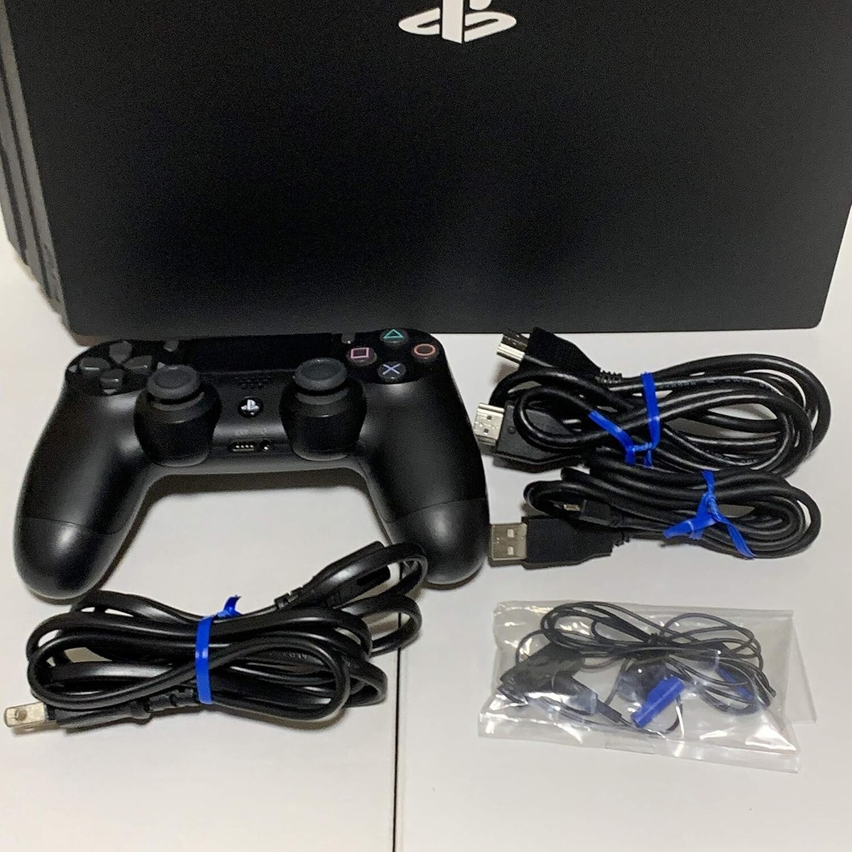 PlayStation4 pro (CUH-7200B) 1TB