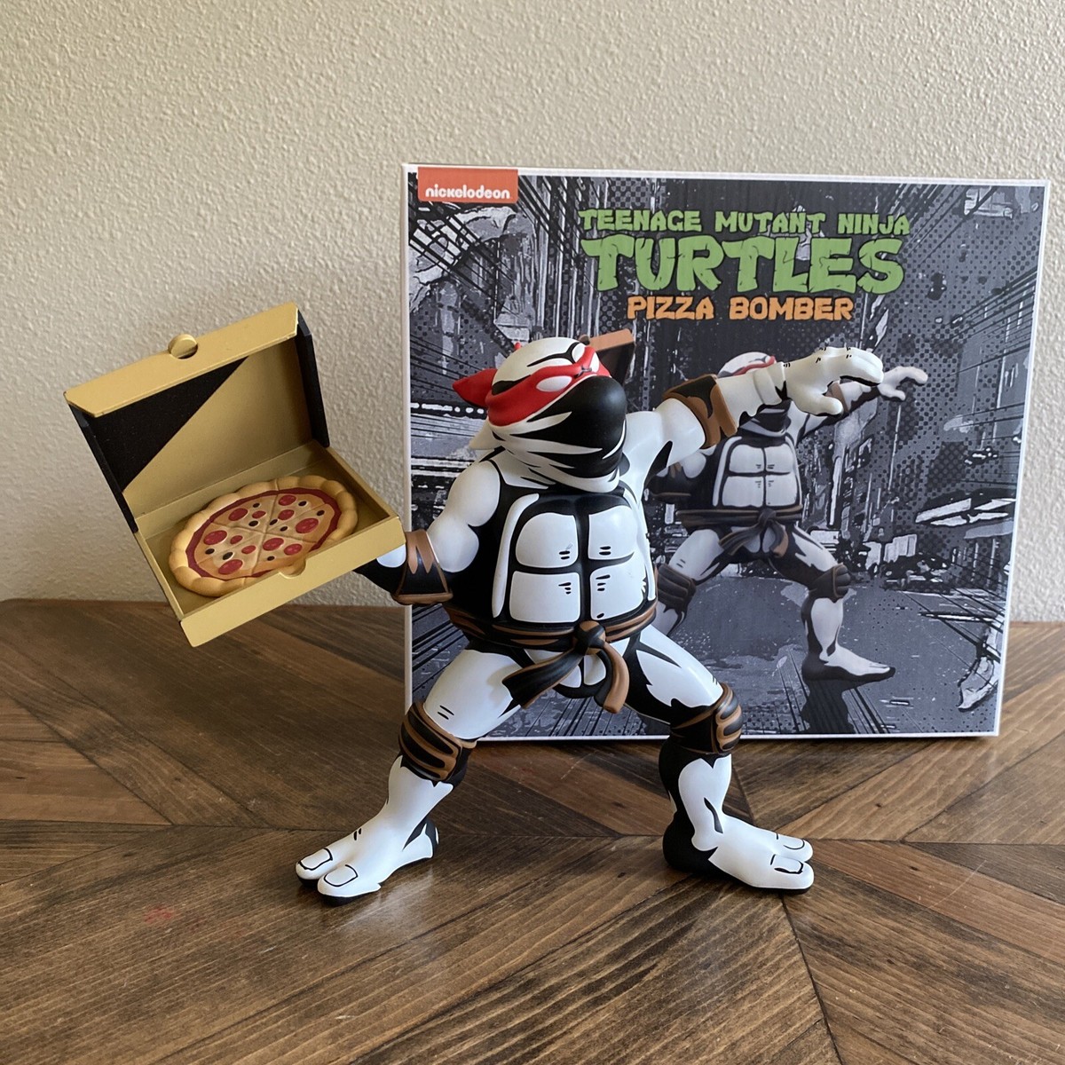 MIGHTY JAXX Teenage Mutant Ninja Turtles TMNT Pizza Bomber Vinyl