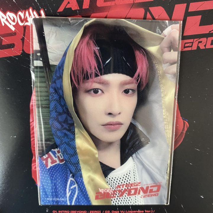 ATEEZ サン 自筆サイン BEYOND ZERO フォトカード付き‼️ ATEEZ サン