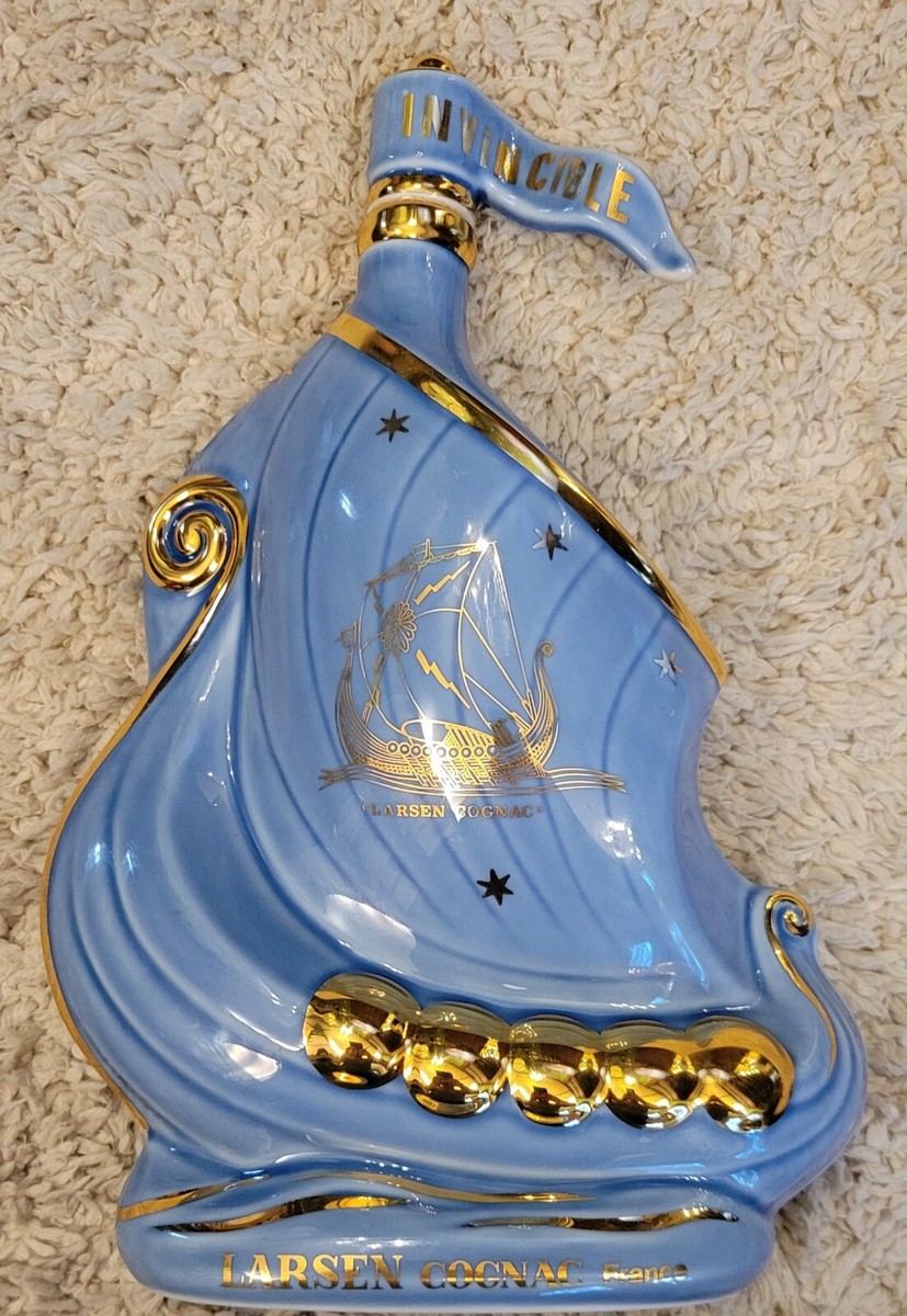 Rare Larsen Cognac Viking Ship Invincible Edition Blue And Gold