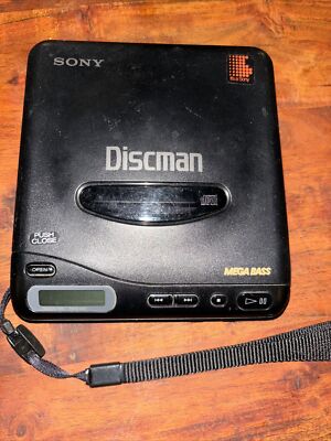 Sony Discman D-11 Personal Compact Disc CD Player Mega Bass 1991