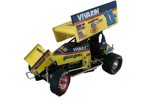 GMP Crazy Ben's Rat Rod 1934 Hot Rod Roadster Ford 1:18 Scale