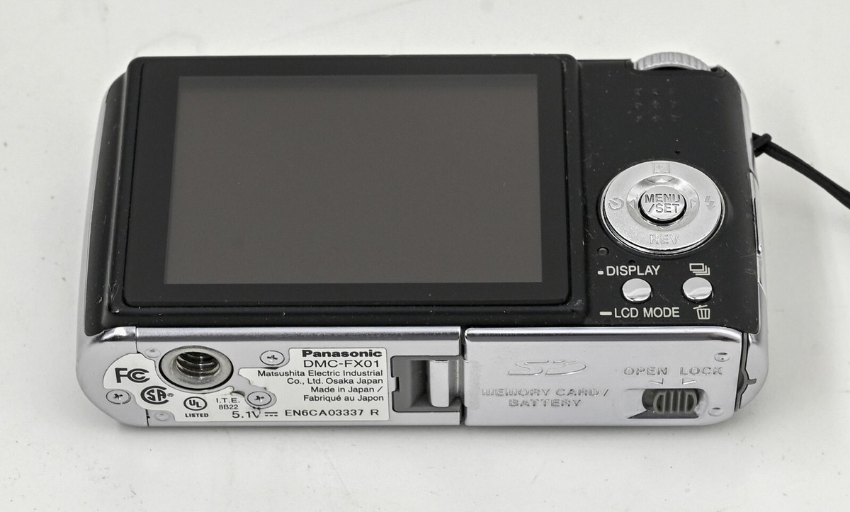 動作確認済み】パナソニック LUMIX DMC-FX01 オールドコンデジ 動作