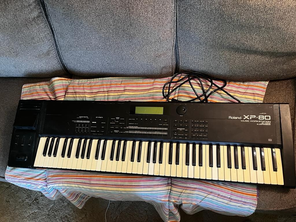 Roland XP-80 76-Key Music Workstation Keyboard | eBay