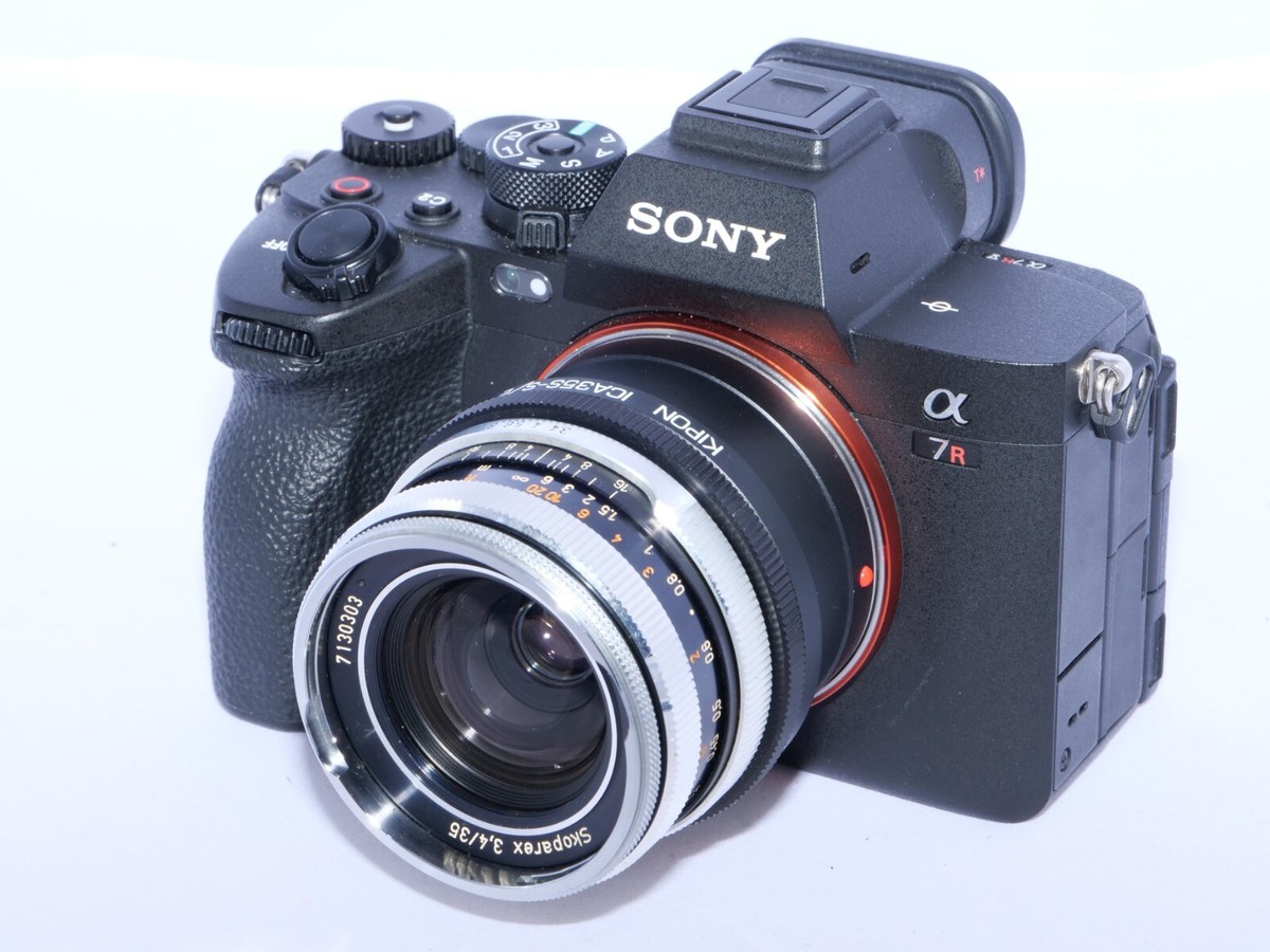 Icarex-35 Carl Zeiss Skoparex 35mm f3.4 W-A lens. Sony E adapter