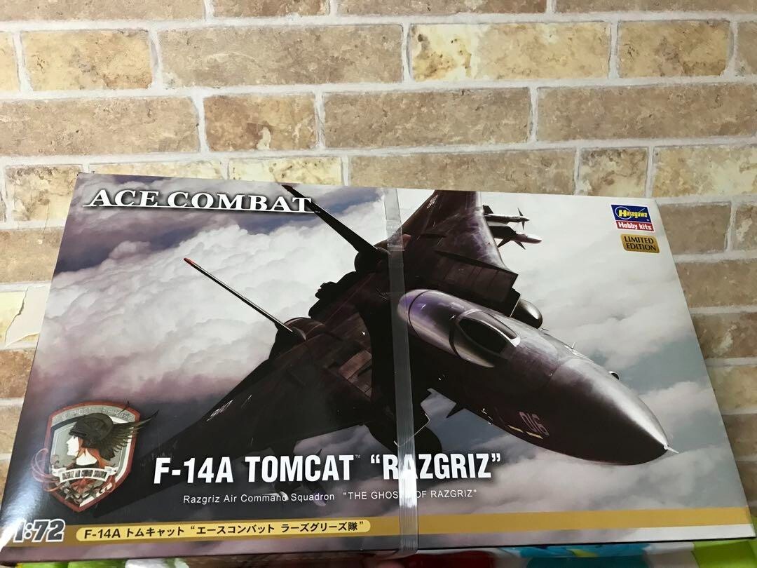 未開封】1:72ダイキャストACE COMBAT F-14A TOMCAT 未開封】1:72ダイ