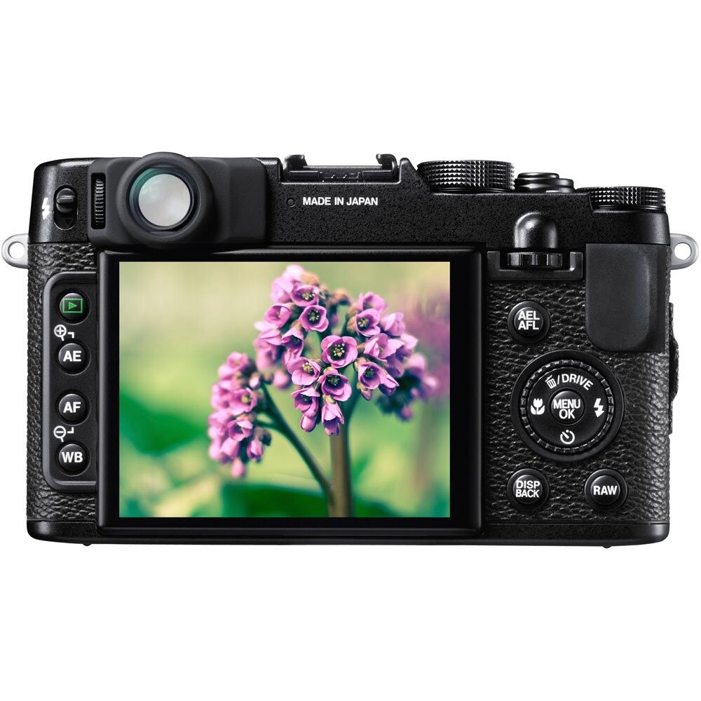 FUJIFILM X10 12MP Digital Camera with 12 Megapixel Optical Zoom