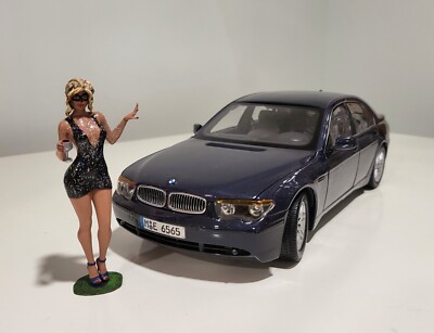 KYOSHO BMW750LiMOON silver1/18スケール KYOSHO BMW750LiMOON silver1