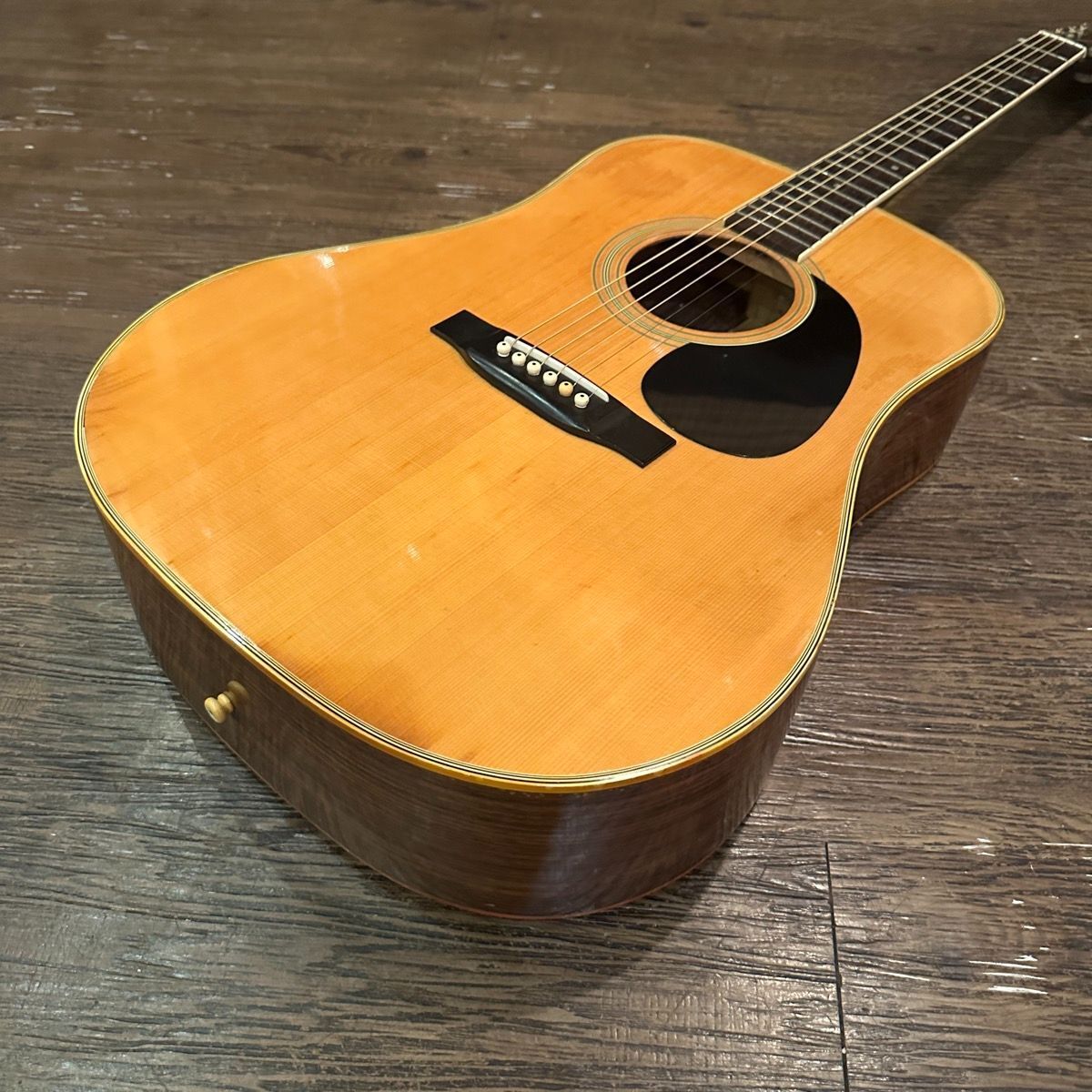 Fernandes フェルナンデス w-300 縦ロゴ 美品 【公式通販】