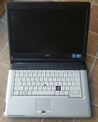 Fujitsu Lifebook S710 Core i5 2GB 2.53GHz Laptop NO HDD BIOS