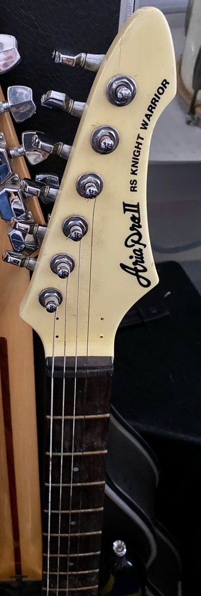 Aria Pro II RS-Hellcat アイボリー Aria Pro 2] RS Wildcat Electric