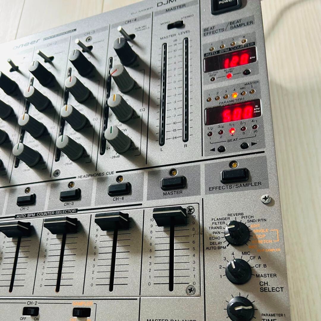 Pioneer DJM-600 DJミキサー (ジャンク品) PioneerのDJM-600 ジャンク
