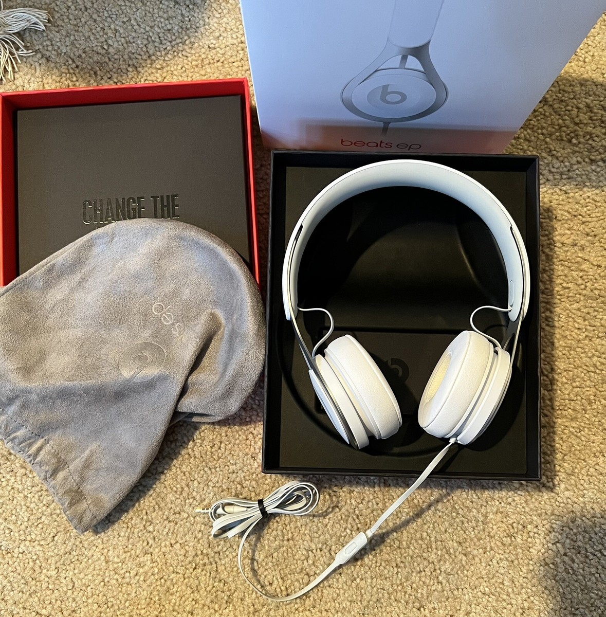 Beats EP Wired On-Ear Headphones - Battery Free, Built in Mic | eBay