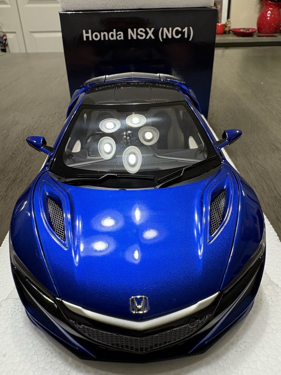 AUTOart Honda NSX (NC1) Diecast Model Car - Pearl Blue, 1/18 Scale