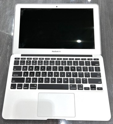 Apple MacBook Air A1465 Laptop **READ DESCRIPTION** *FOR PARTS* | eBay