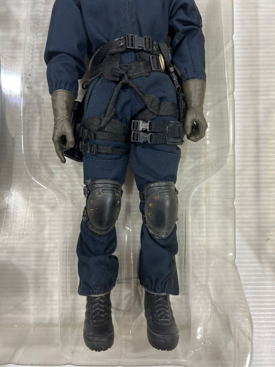 Hot Toys Special Duties Unit (SDU) Version 3.0 Tactical Suit
