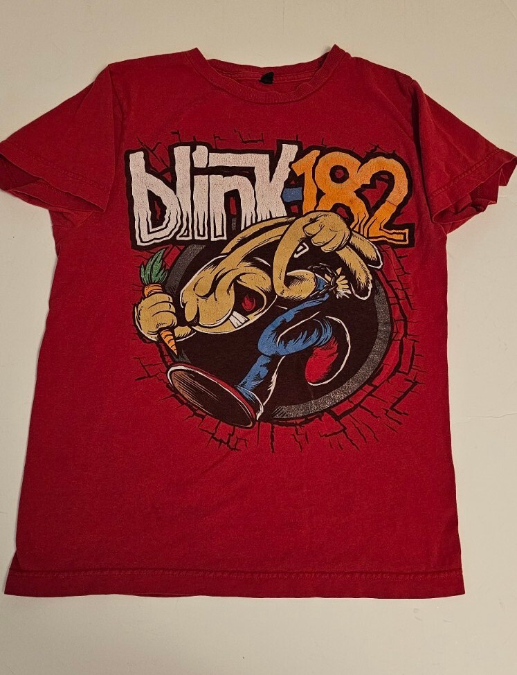 Vintage Blink 182 Rabbit Carrot T Shirt XS Red Rare | eBay