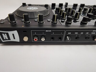 NI Traktor KONTROL S4 MK1 | DJコントローラー Native Instruments