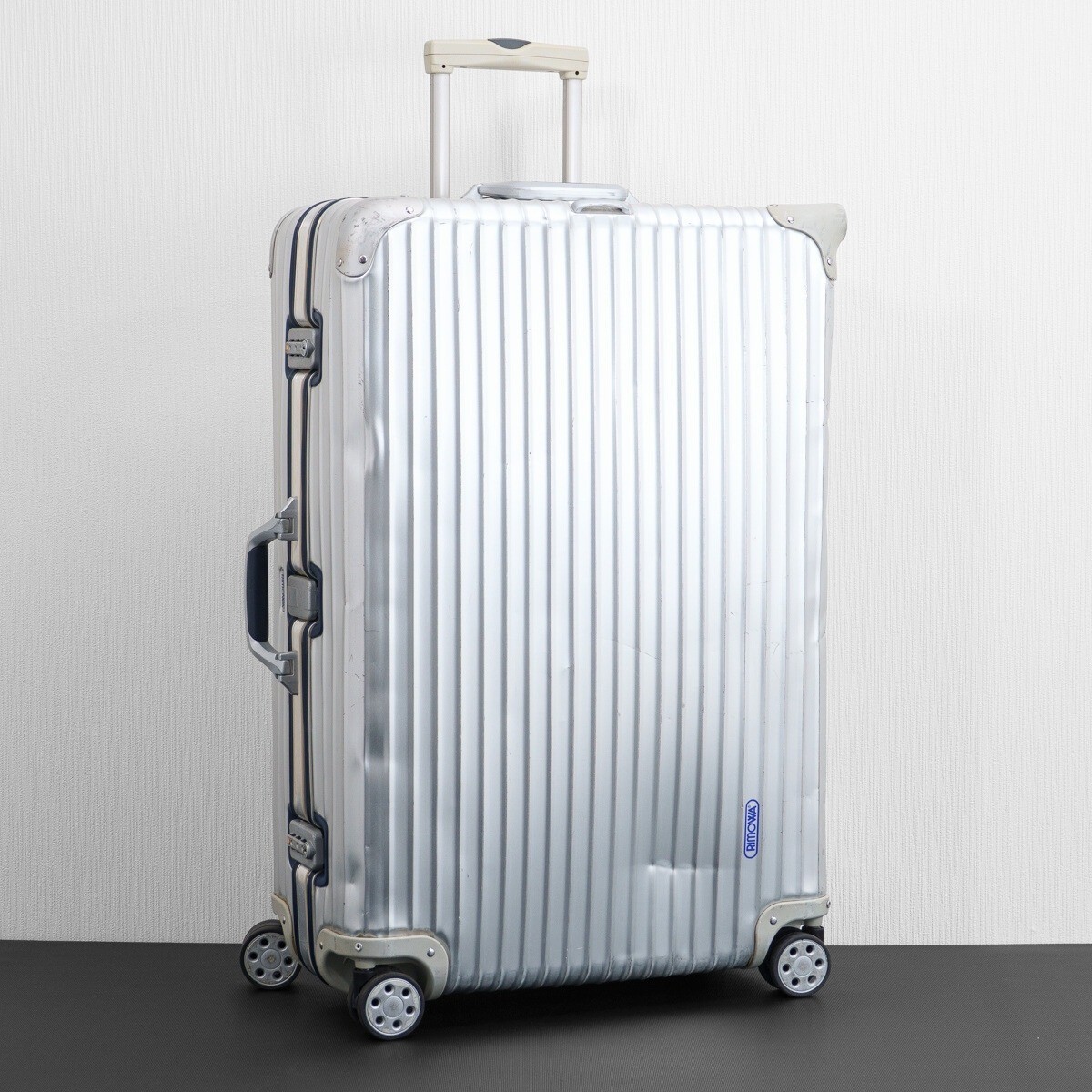 Rimowa Silver Integral 104L Silver 4-wheels Carry Case Suitcase