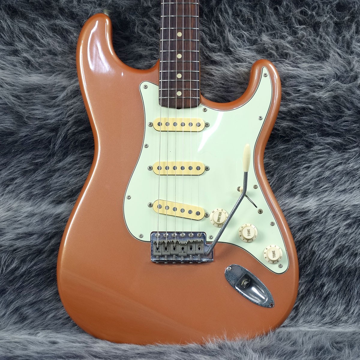 FENDER Japan ストラト ST62 バーガンディ