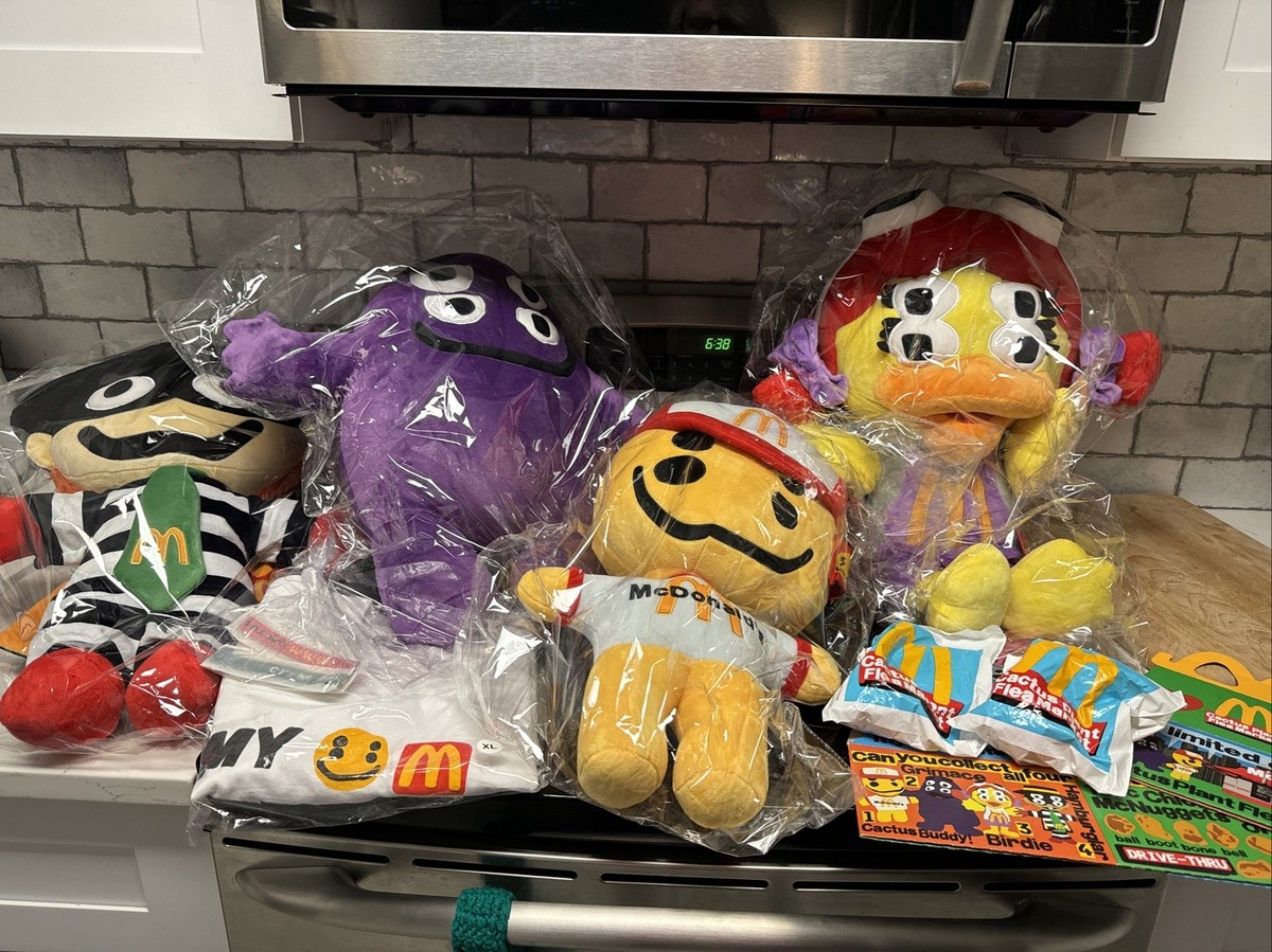 CPFM x McDonald's Set of 4 Plush マクドナルド